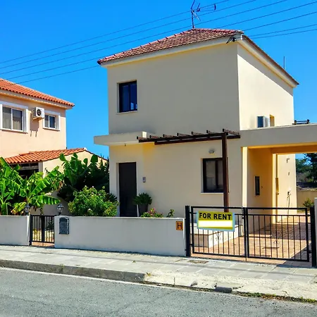 Banana House * Pyla