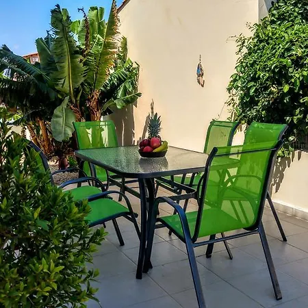 Banana House Case de vacanță Pyla